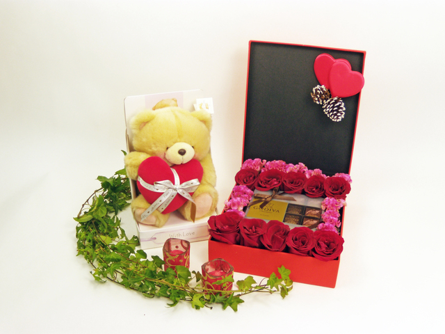 Florist Gift Set - Three Times the Charm (C) - P4163 Photo