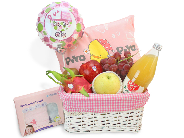 New Born Baby Gift - Baby Hamper K1 - L69128 Photo