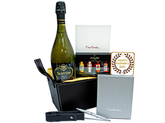 Wine n Food Hamper - Father's Day gift hamper F11 - L36669205b Photo